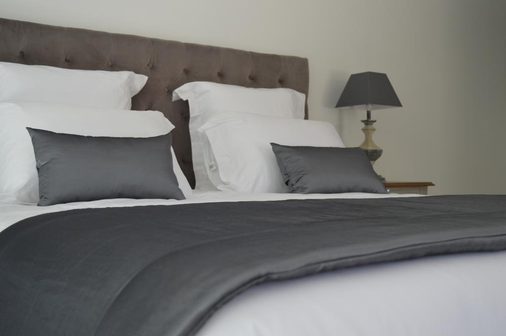 La Grange D'Aunis Bed and Breakfast Aigrefeuille-dʼAunis Kamer foto