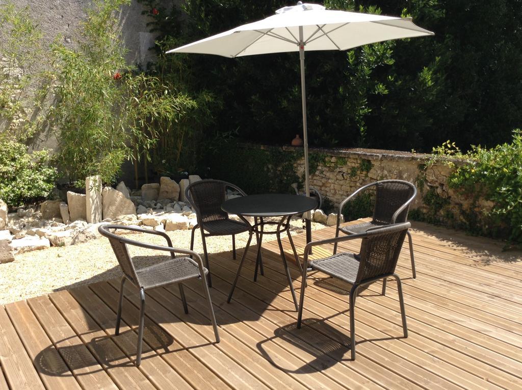 La Grange D'Aunis Bed and Breakfast Aigrefeuille-dʼAunis Kamer foto