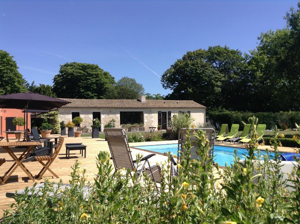 La Grange D'Aunis Bed and Breakfast Aigrefeuille-dʼAunis Buitenkant foto