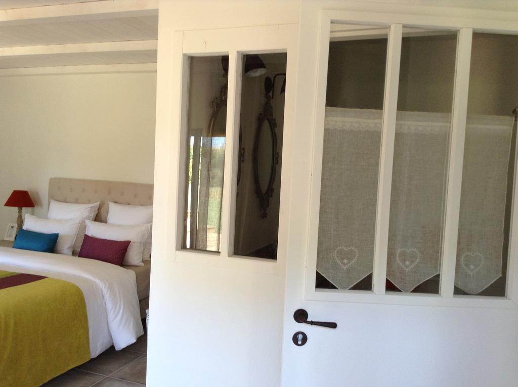 La Grange D'Aunis Bed and Breakfast Aigrefeuille-dʼAunis Kamer foto