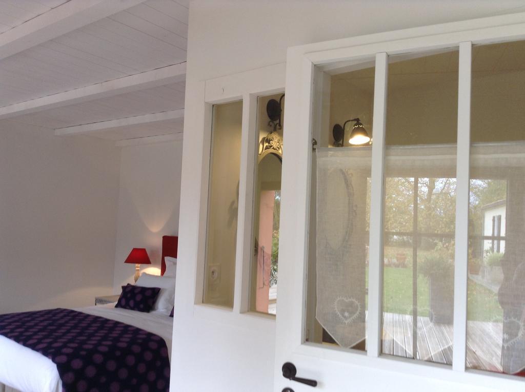 La Grange D'Aunis Bed and Breakfast Aigrefeuille-dʼAunis Kamer foto