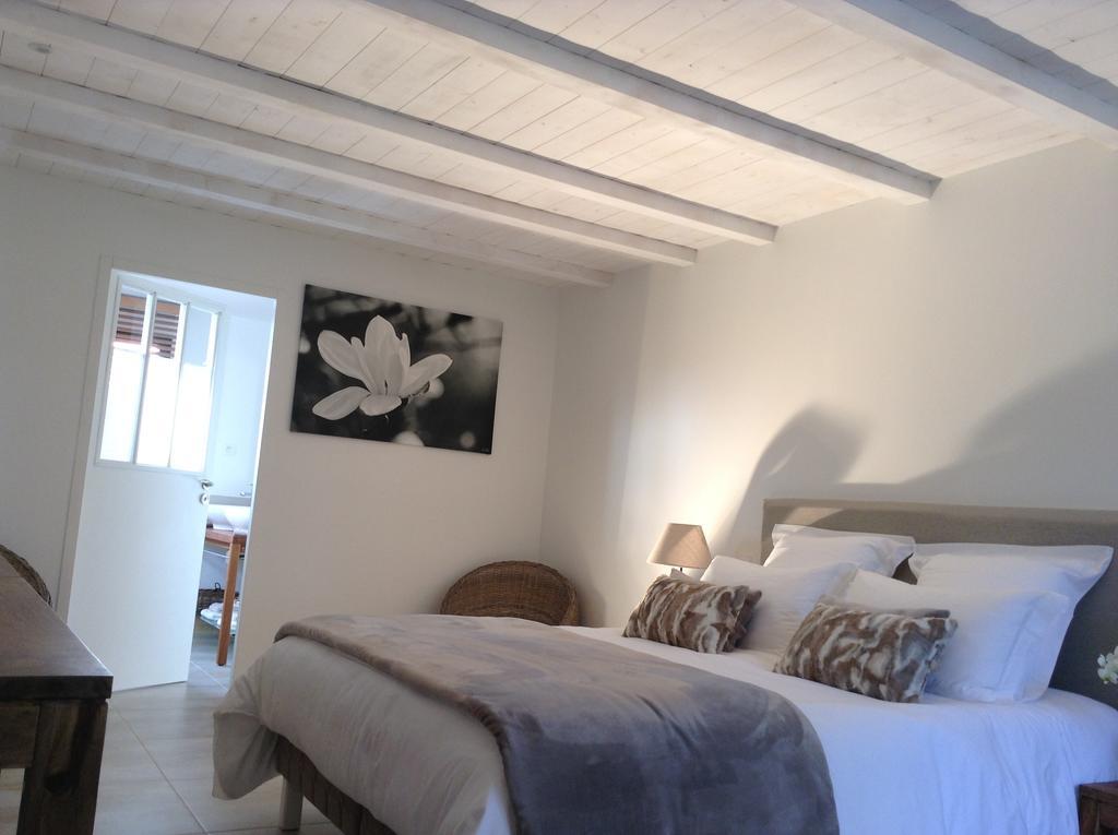 La Grange D'Aunis Bed and Breakfast Aigrefeuille-dʼAunis Kamer foto